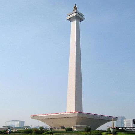 W Home Cikatomas Jakarta Ngoại thất bức ảnh