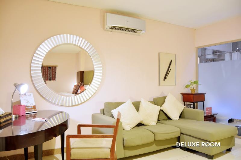 W Home Cikatomas Jakarta Ngoại thất bức ảnh