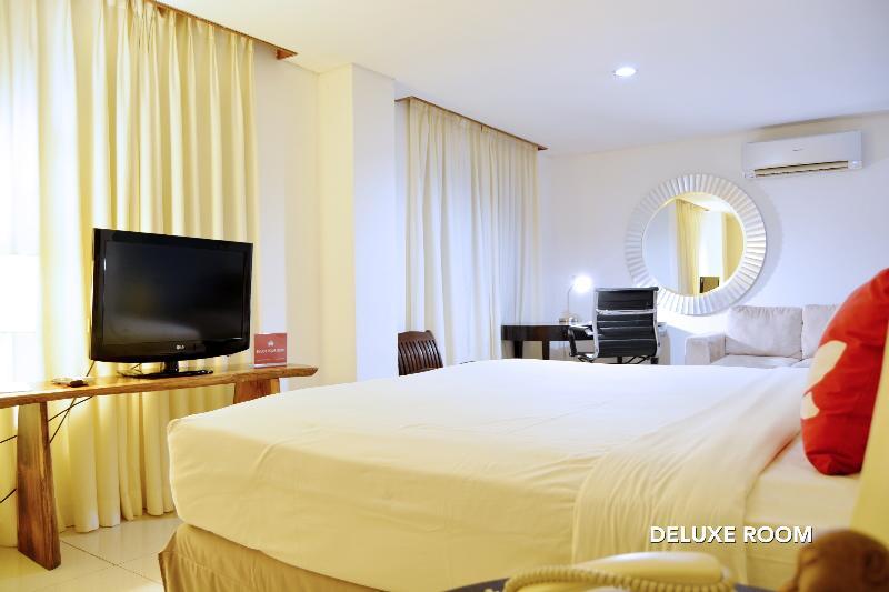 W Home Cikatomas Jakarta Ngoại thất bức ảnh