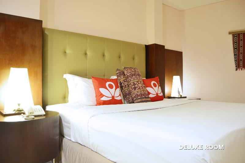 W Home Cikatomas Jakarta Ngoại thất bức ảnh