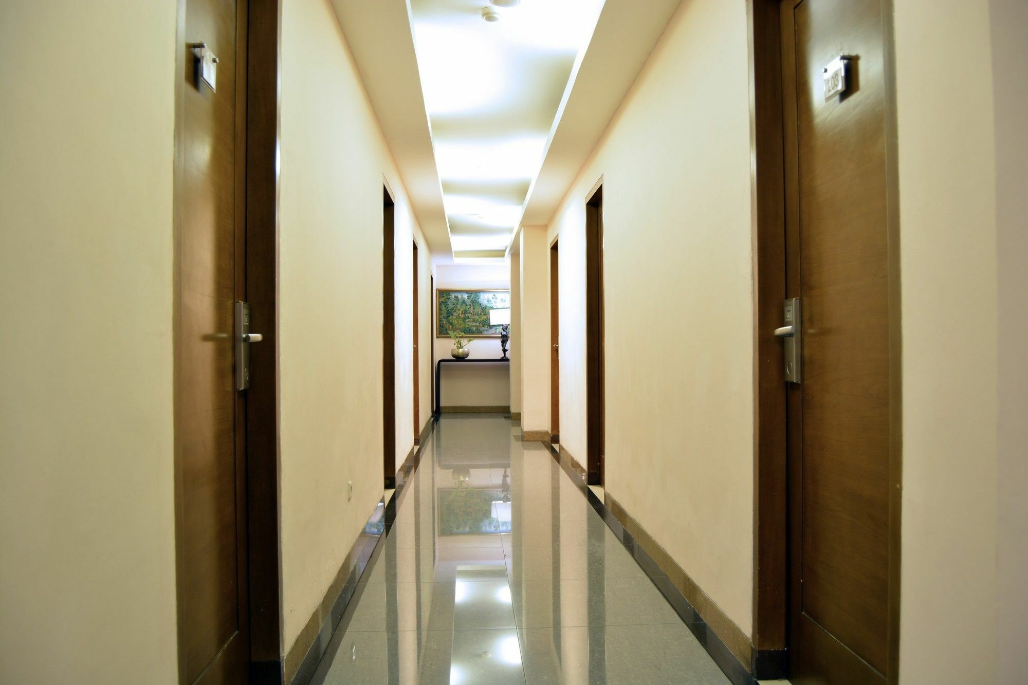 W Home Cikatomas Jakarta Ngoại thất bức ảnh